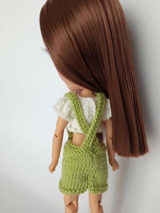 Jersey blanco y pantalón con tirantes - Blythe
