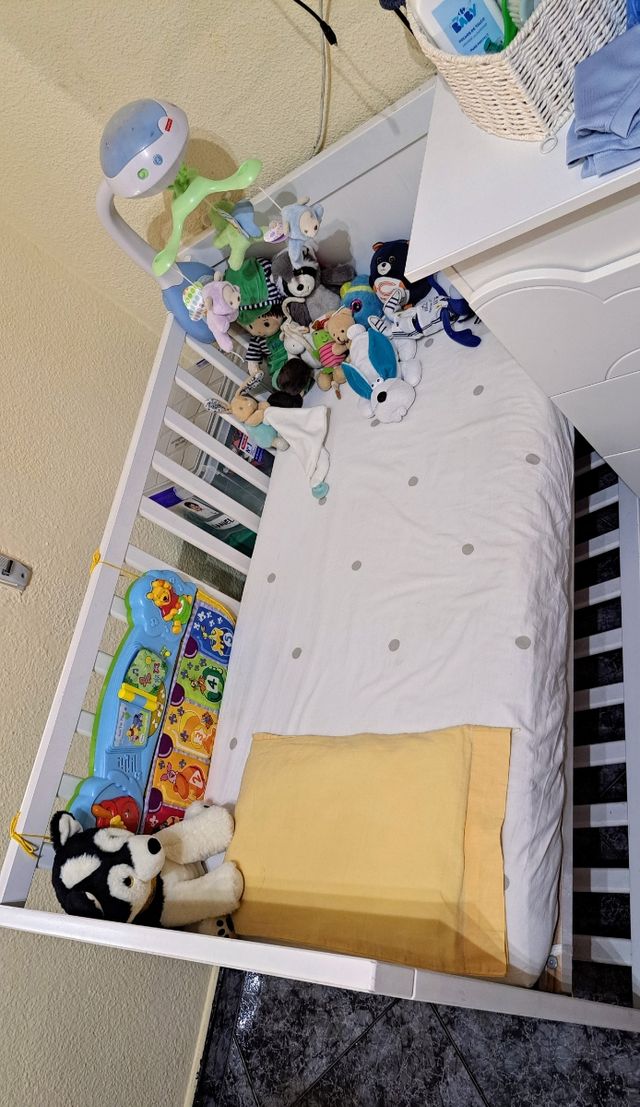 Cuna bebé  rebajada!!!
