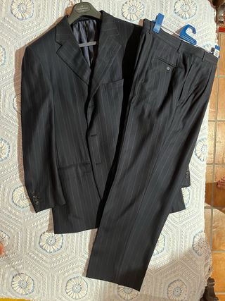 Traje lana pinstripe negro
