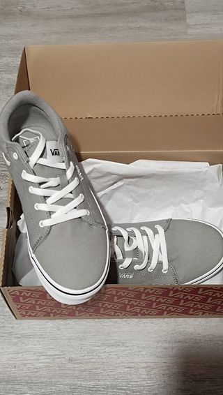 Vans Variety Gris - Nuevos