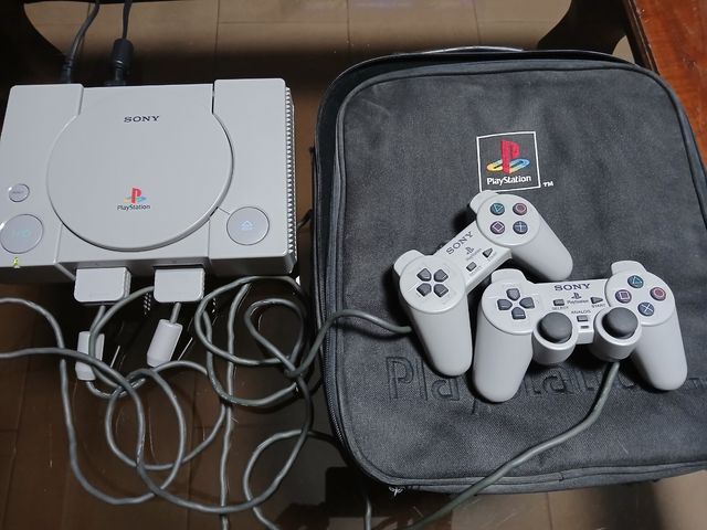 PlayStation 1 (PS1) Gris - Consola