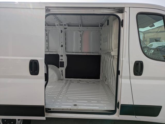 PEUGEOT Boxer 330 L1 H1 BHDI 88kW (120CV) S&S 6 Vel. M