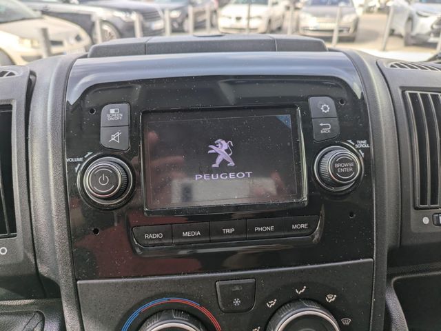 PEUGEOT Boxer 330 L1 H1 BHDI 88kW (120CV) S&S 6 Vel. M