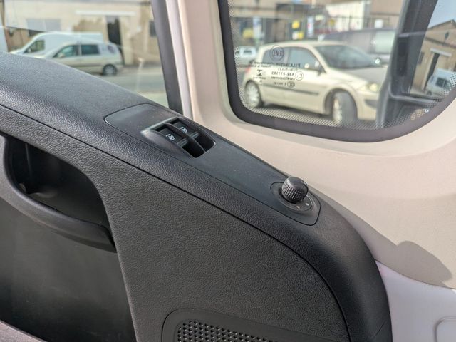 PEUGEOT Boxer 330 L1 H1 BHDI 88kW (120CV) S&S 6 Vel. M