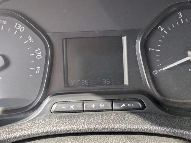 PEUGEOT Expert Combi BlueHDi 120 S&S Compact