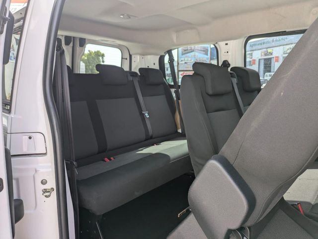 PEUGEOT Expert Combi BlueHDi 120 S&S Compact