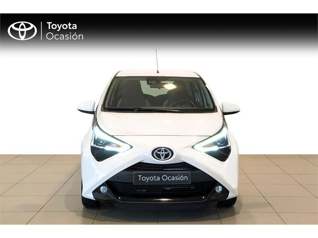 Toyota Aygo 5 Puertas x-play 70 Manual 5v