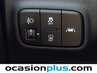 Hyundai i10 1.0 Essence 49 kW (67 CV)