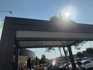 Pergola bioclimática 3x2 motor y luz led, nueva