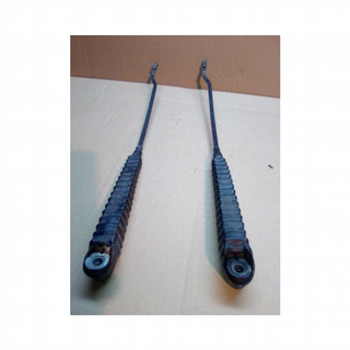 Brazo limpia delantero derecho Ford Courie