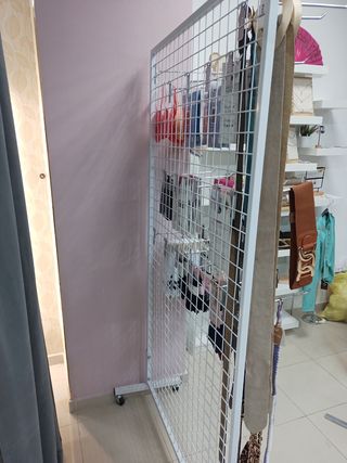 Panel separador rejilla metalica , con ganchos