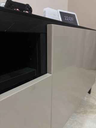 Mueble TV negro - Salón