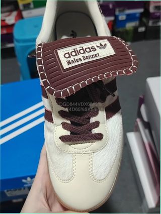 Zapatillas skate mujer dos tonos. Nuevas

