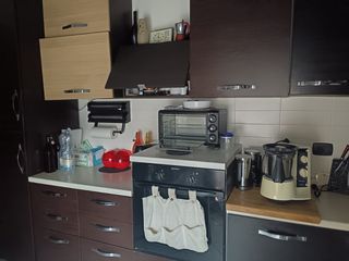 Cucina completa marrone