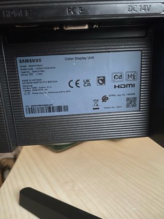 Monitor Samsung 24" - Negro