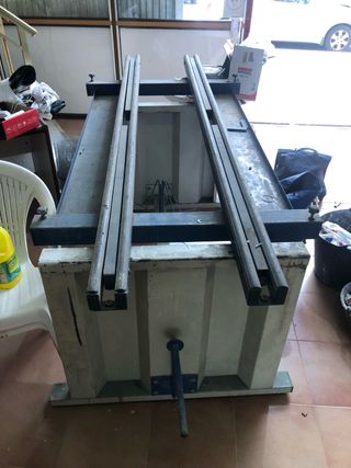 Banco trabajo para carpintería metálica 