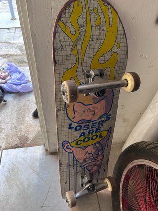 Tabla Skate Losers Are Cool