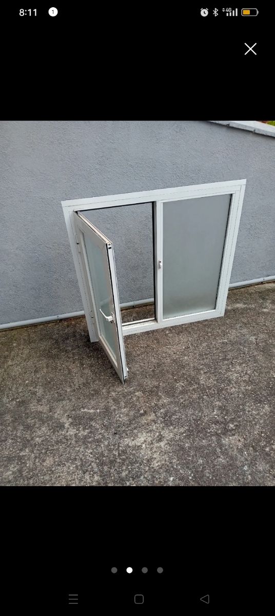 Ventana aluminio blanca