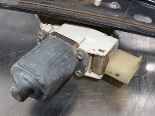 ELEVALUNAS DELANTERO DERECHO BMW SERIE 5 BERLINA