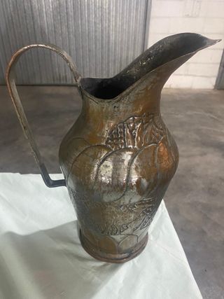Brocca in rame antico