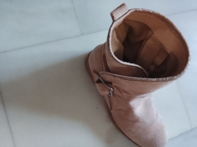 Botas beige mujer