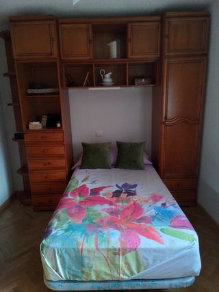 Dormitorio juvenil con armario