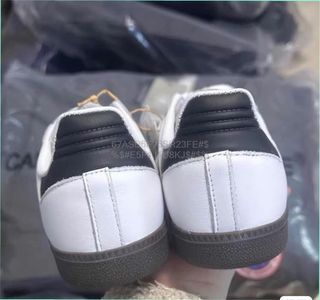 Zapatillas hombre neutras atemporales