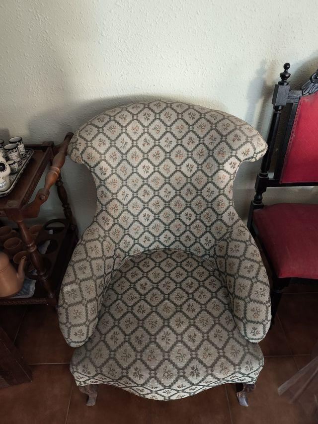 Sillones antiguos estilo retro