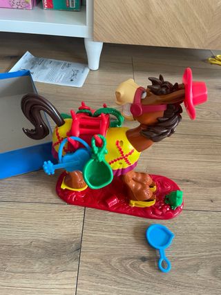 Buckaroo! Tozudo juego mesa