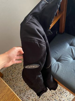 Chaqueta moto protectora negra