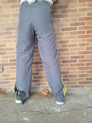 Pantalón Adidas gris - Talla M