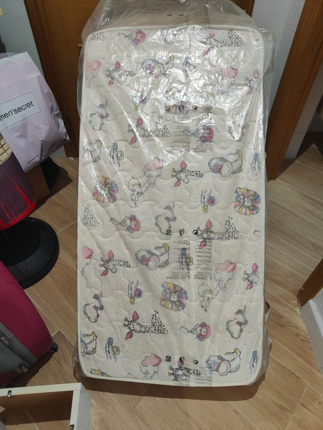 Colchón cuna bebé, animales