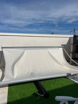 Toldo cofre 4.30x2.6 - Gris/Blanco