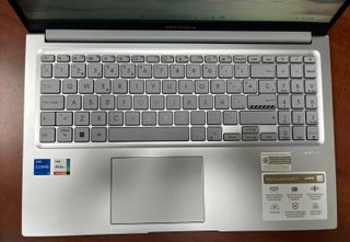 ASUS Vivobook 15.6" i5 16GB 512GB SSD W.11 Home