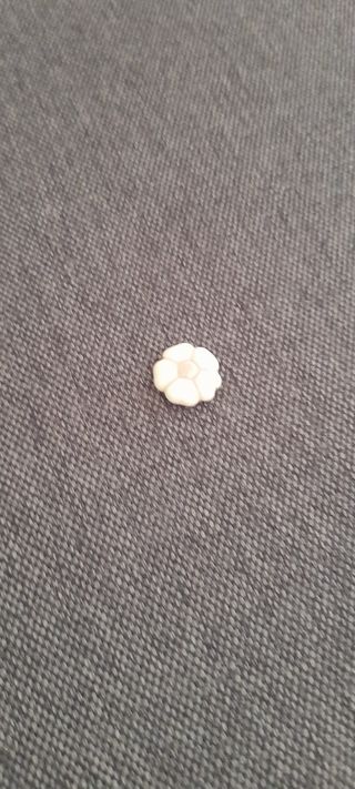 Bottoncino fiore Thun