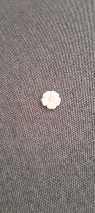 Bottoncino fiore Thun