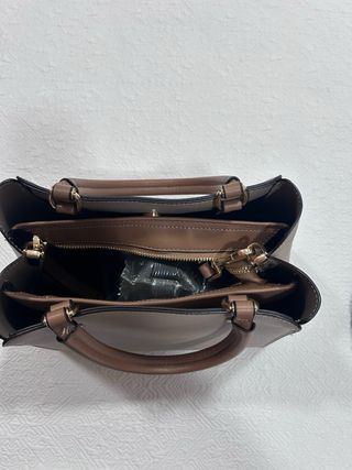 Bolso bandolera beige nuevo sin etiqueta