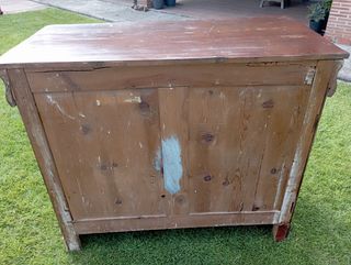 Cómoda antigua Isabelina.