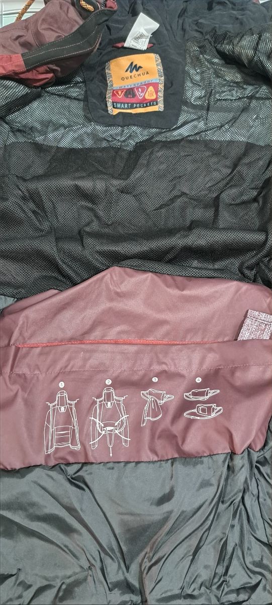 Chubasquero Quechua marrón-rojo