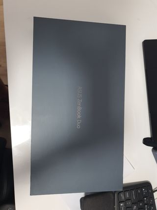 Asus ZenBook Duo UX481FL - Doppio schermo