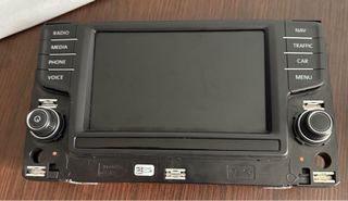 Pantalla MIB2 3G0 919 605D VW Passat B8 + marco