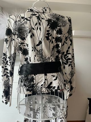 Vestido Rinascimento blanco y negro - Talla M