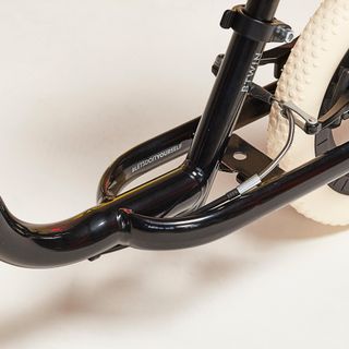 Bicicleta sin pedales niños 10 pulgadas Runride 500 negro