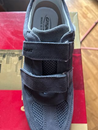 Scarpe sportive grigie Crisport