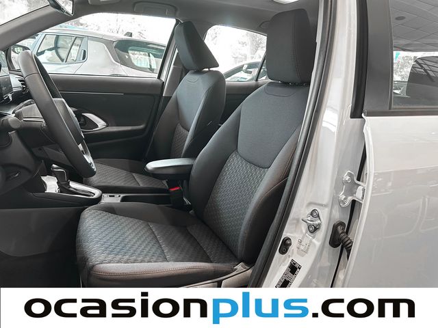 Toyota Yaris Cross 120H Business Plus 85 kW (116 CV)