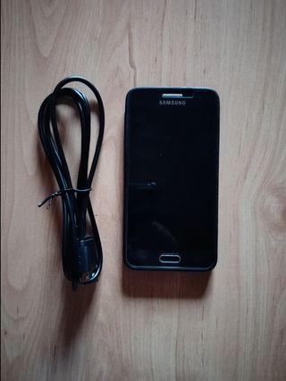 Samsung Galaxy A3 - Smartphone