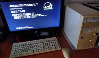 Ordenador PC Retro Pentium 233 MMX 3dfx W95
