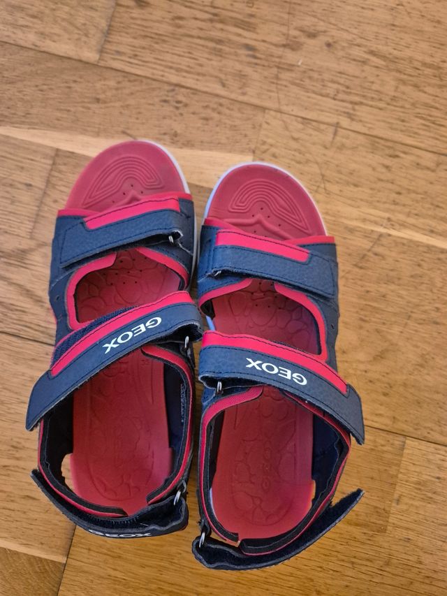 Sandalias Geox niño - rojas y azules talla 35
