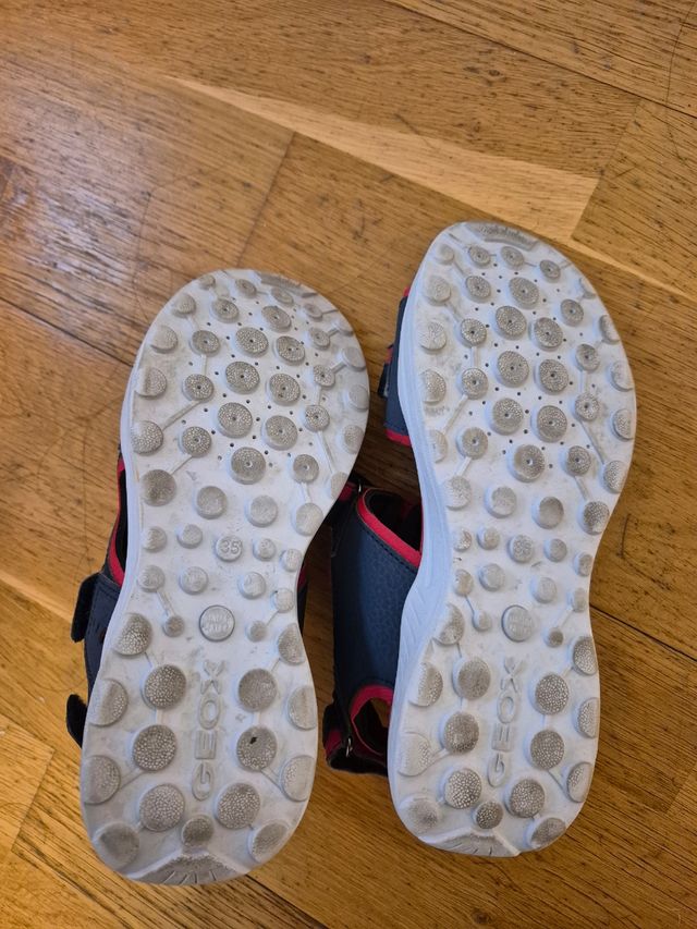 Sandalias Geox niño - rojas y azules talla 35