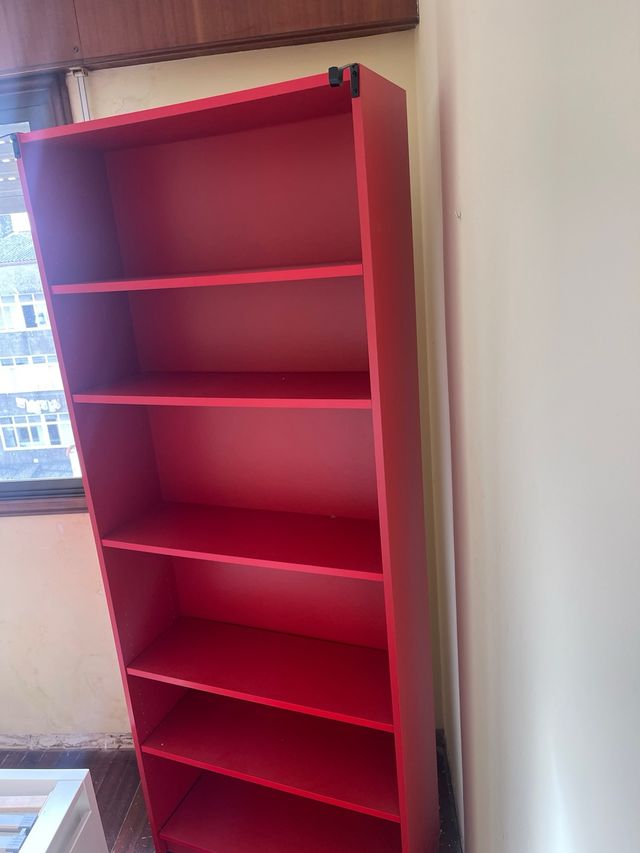 Estantería Billy roja IKEA